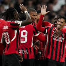 L'AC MiLan a perdu 1-2 contre la S.S. Lazio